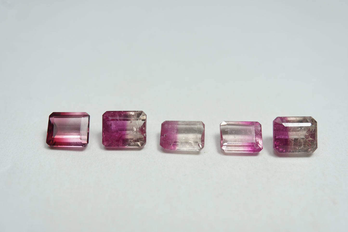 3.36ct Tourmalines bicolor 5.5x5mm / 5.5x5mm / 5.5x5mm / 5.5x5mm / 5.5x5mm