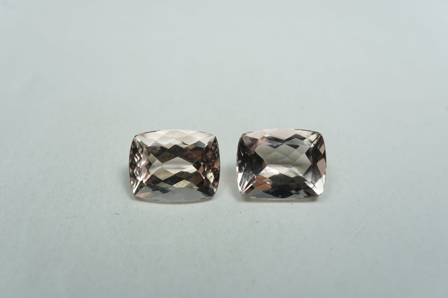 5.76ct Morganita 10x8mm / 10x8mm