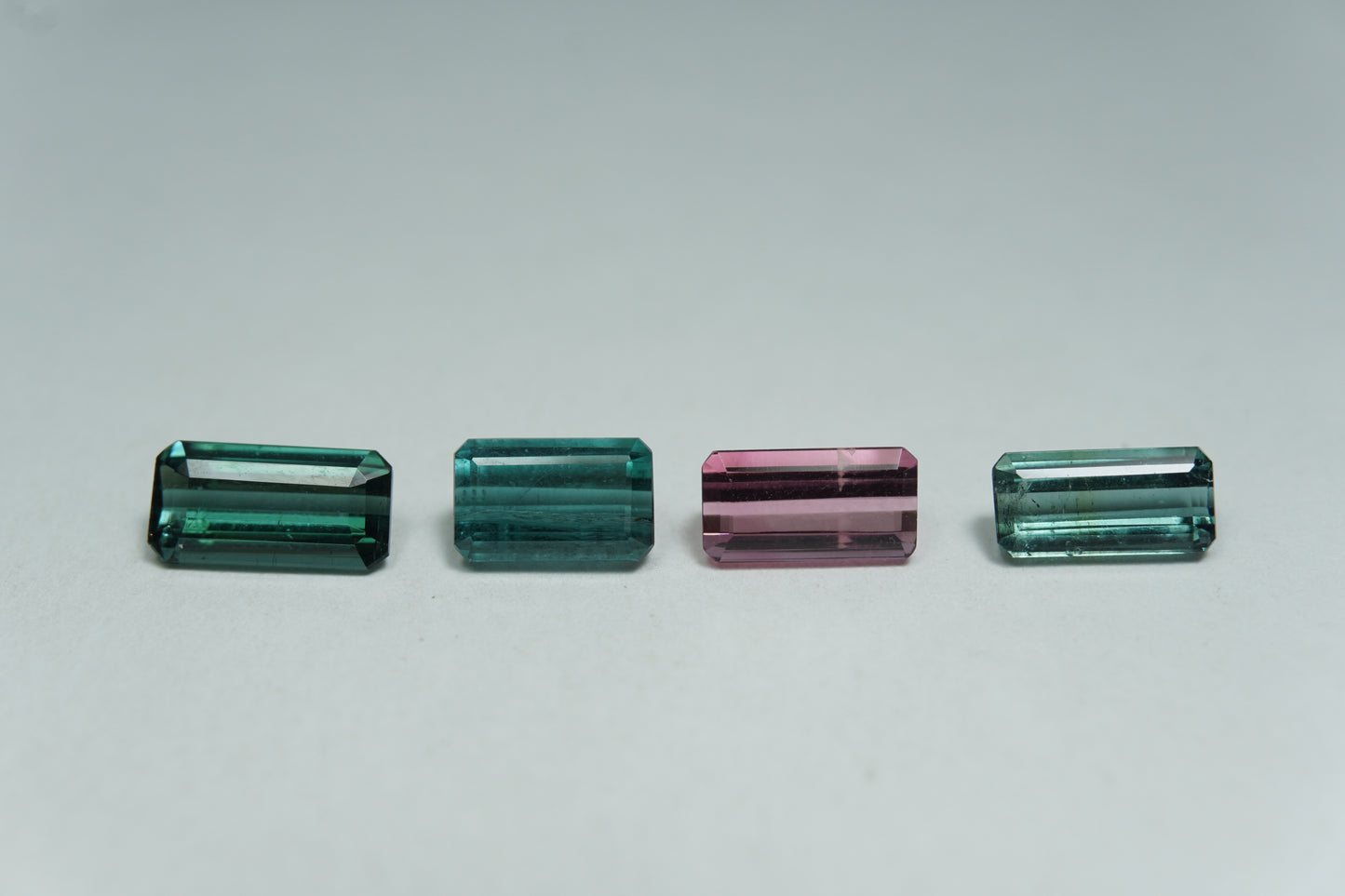 3.40ct Turmalina mix 8x4mm / 7x4mm / 7x4mm / 7x3.5mm