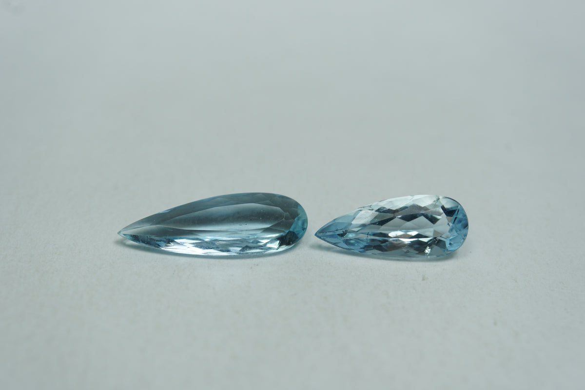 2.54ct Água-marinha 14.5x5mm / 11.5x5mm