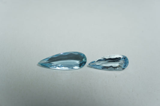 2.54ct Água-marinha 14.5x5mm / 11.5x5mm