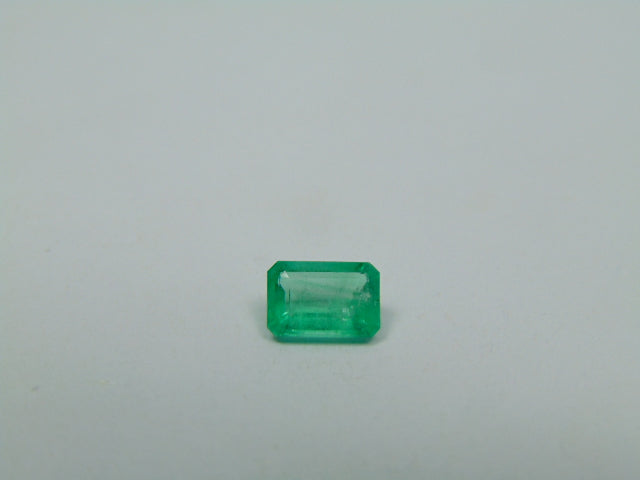 0.70ct Emerald 7x5mm