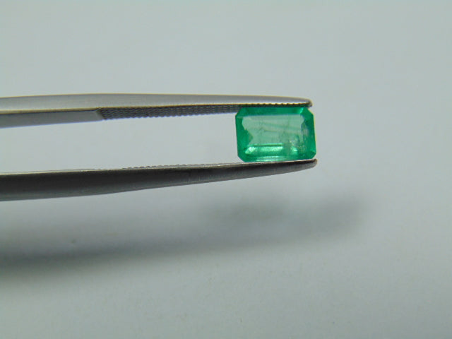 0.70ct Emerald 7x5mm