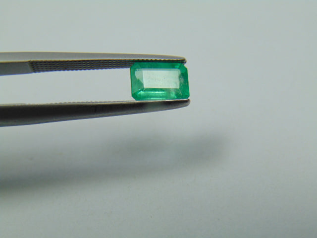 0.70ct Emerald 7x5mm