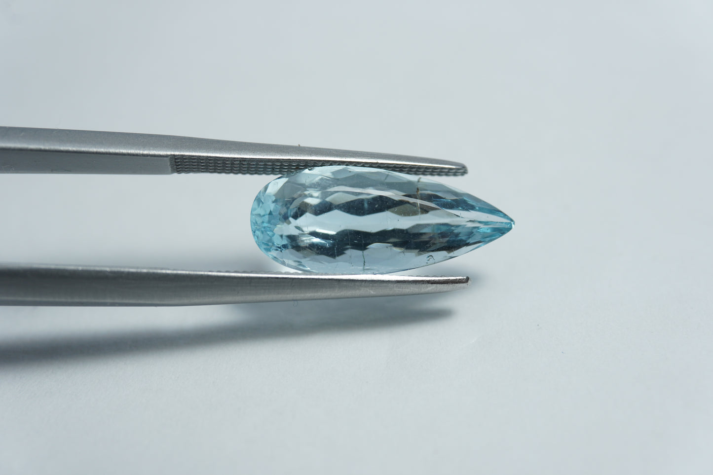 3.63ct Água-marinha 16x7mm