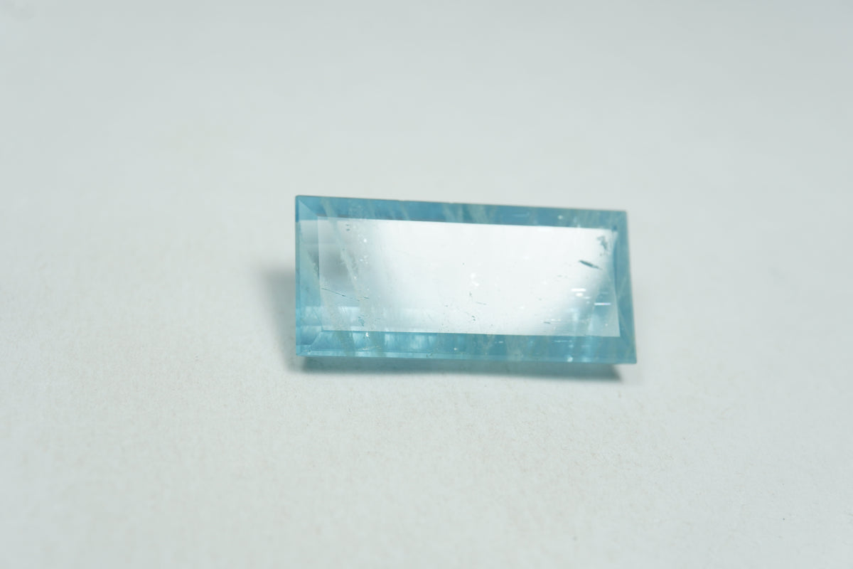 15ct Aquamarine 24x11mm