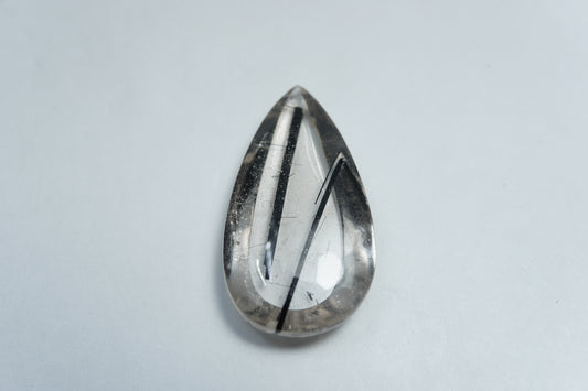 18ct Quartzo com inclusões 29x15mm