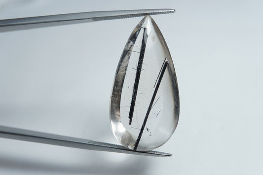18ct Quartzo com inclusões 29x15mm