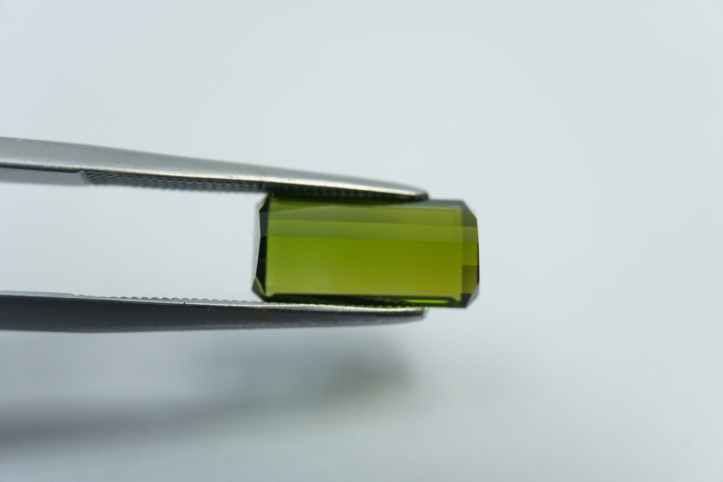 2.95ct Turmalina 12x6mm