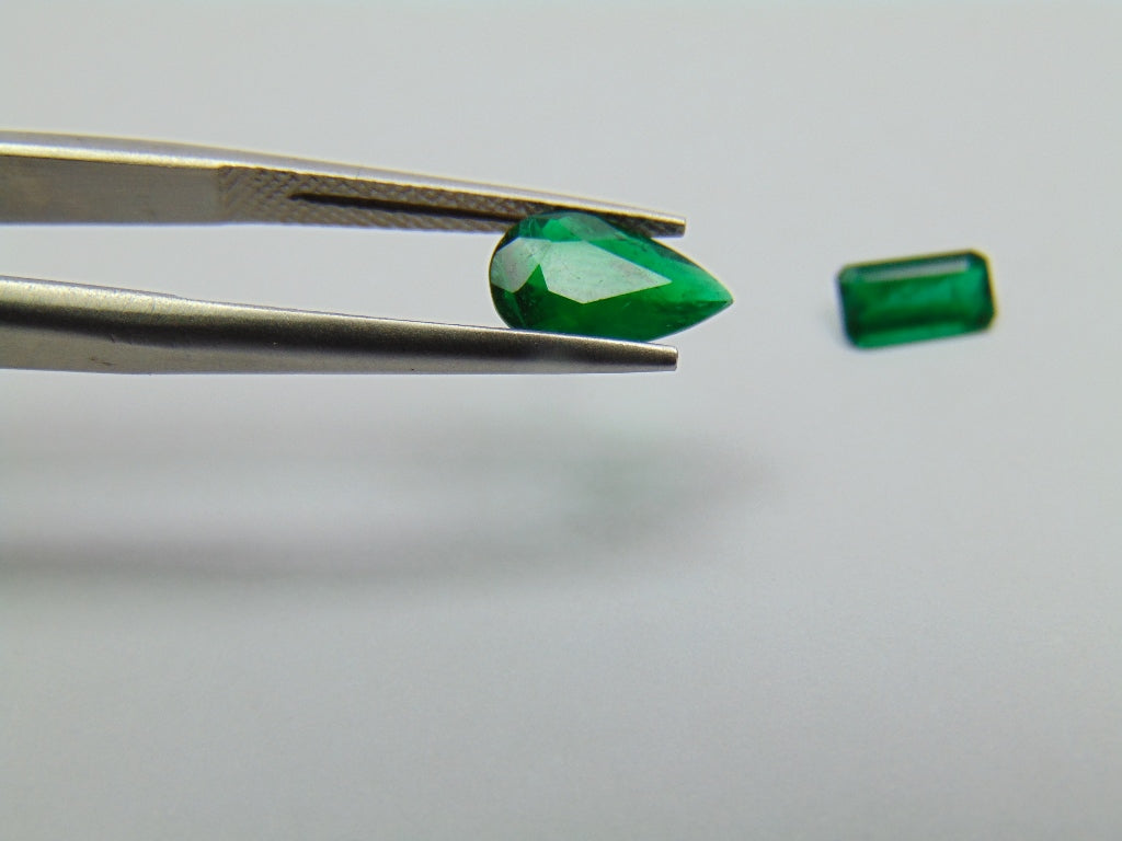 1.24ct Esmeralda 9x5mm 7x4mm