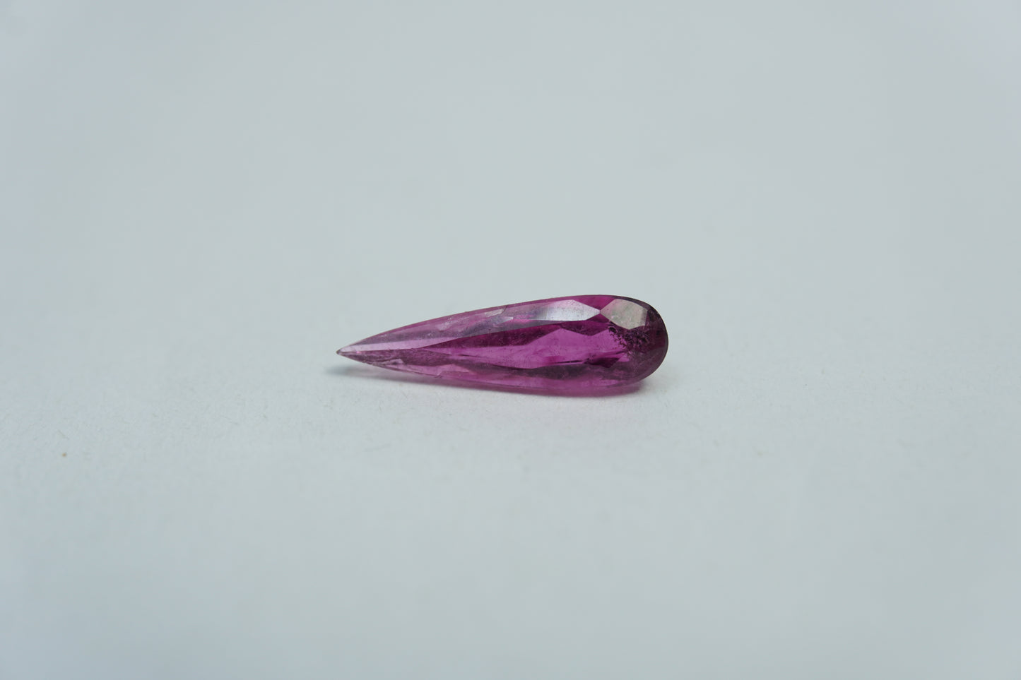 1.15ct Turmalina 14x4mm