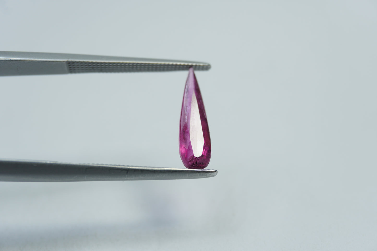 1.15ct Turmalina 14x4mm