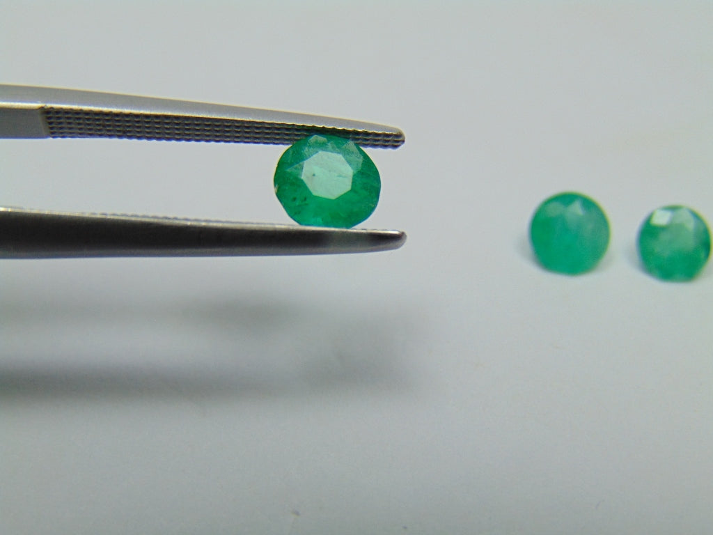 0.97ct Emerald 4mm 5mm