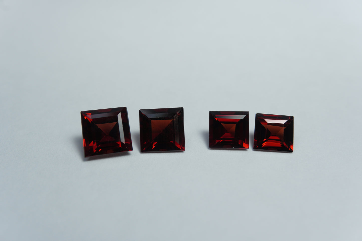 4.35ct Granada pares 6mm/5mm
