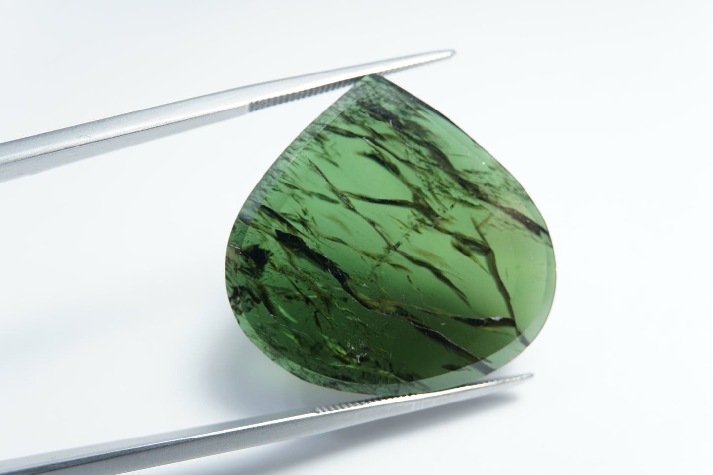 31.15ct Turmalina 26mm