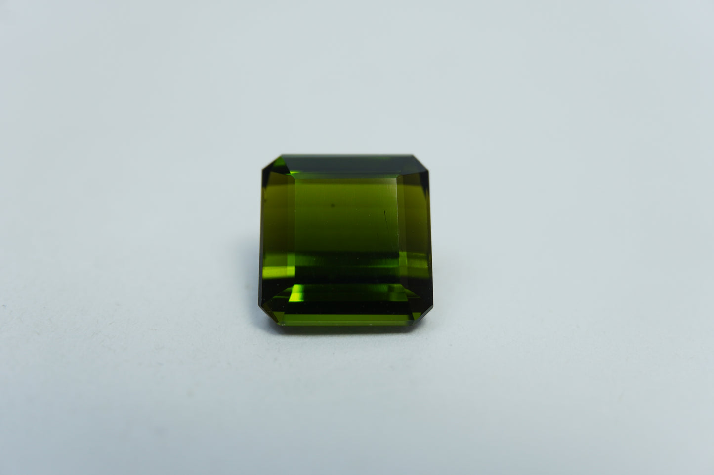 5ct Turmalina 10x9mm