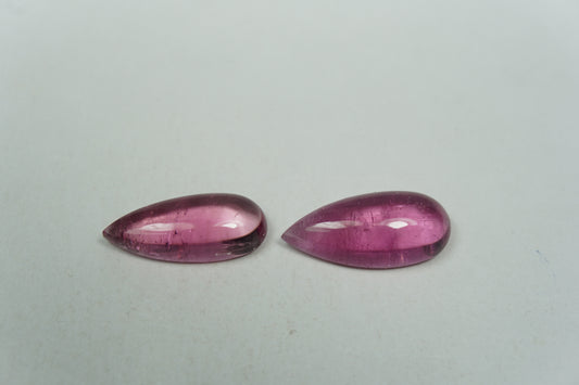 5.05ct Tourmaline cabochon 14x6mm / 13.5x6mm