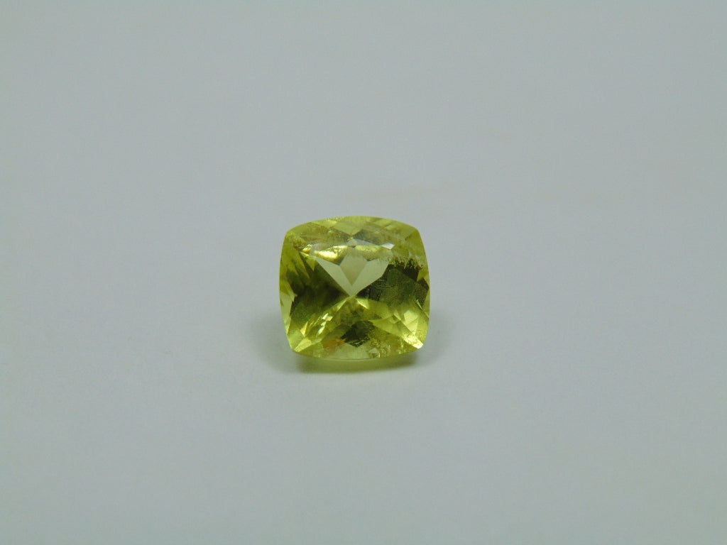 3.40ct Chrysolite 8mm