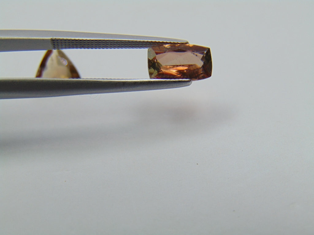 2.25ct Andaluzita 8mm 8x5mm