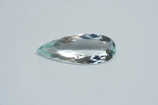 10.70ct Água-marinha 29x11mm