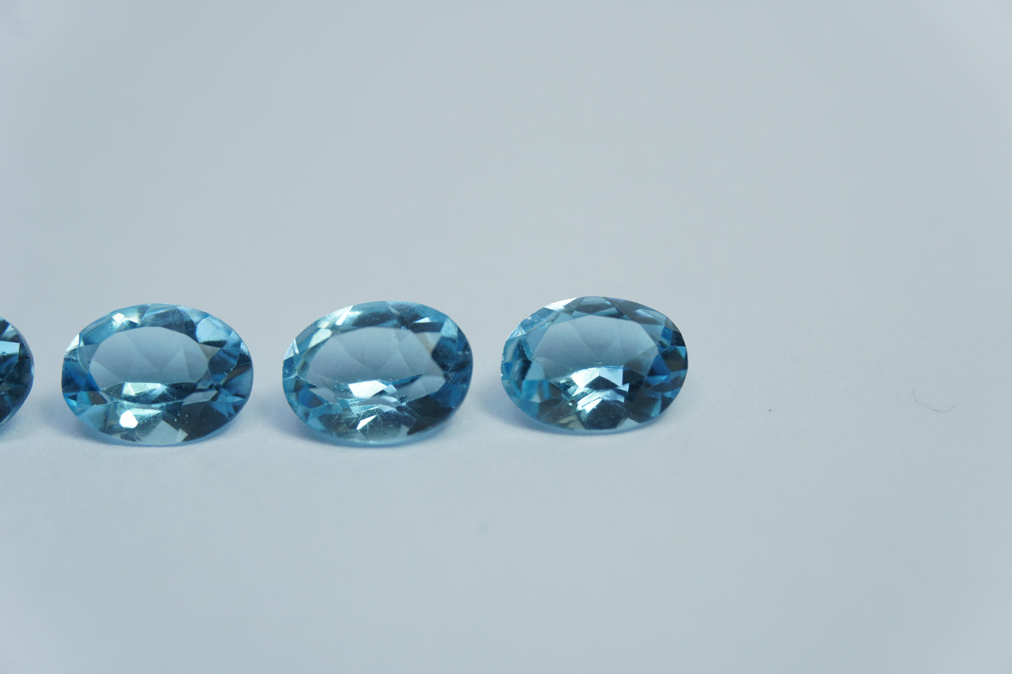 5.55ct Topázio calibrado 8x6mm