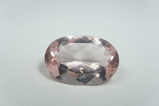 30.60ct Quartzo Rosa 28x18mm