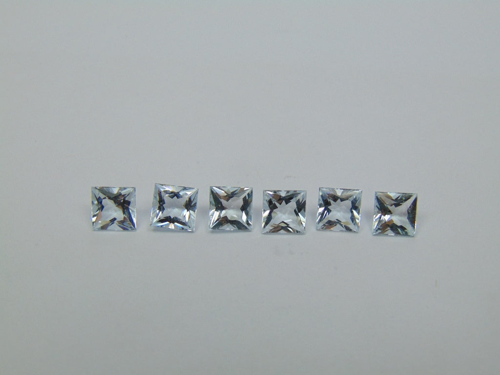 5,60 ct água-marinha calibrada 6 mm