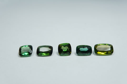 4.10ct Turmalina 8x5mm / 7x5mm / 6.5x4.5mm / 6x5mm / 5.5mm
