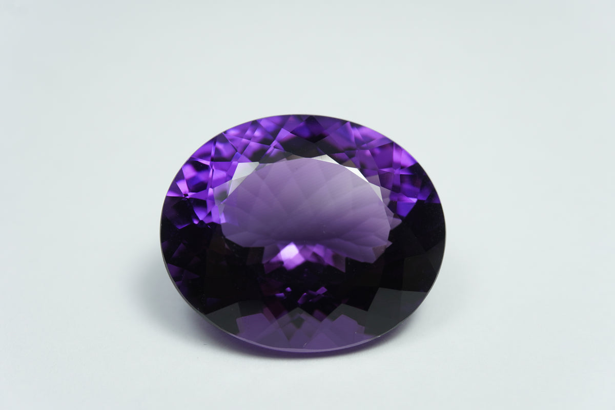 38.05ct Ametista 25x21mm