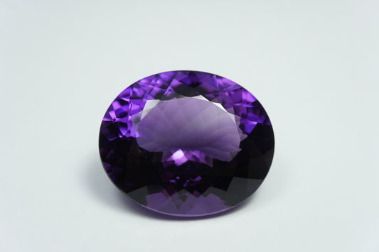 38.05ct Ametista 25x21mm