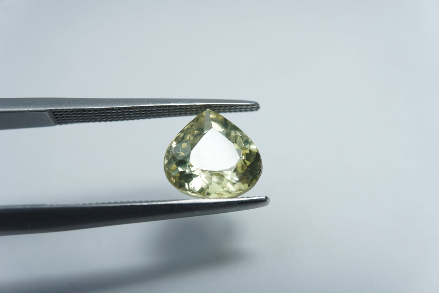 2,50 ct Crisólita 9 mm