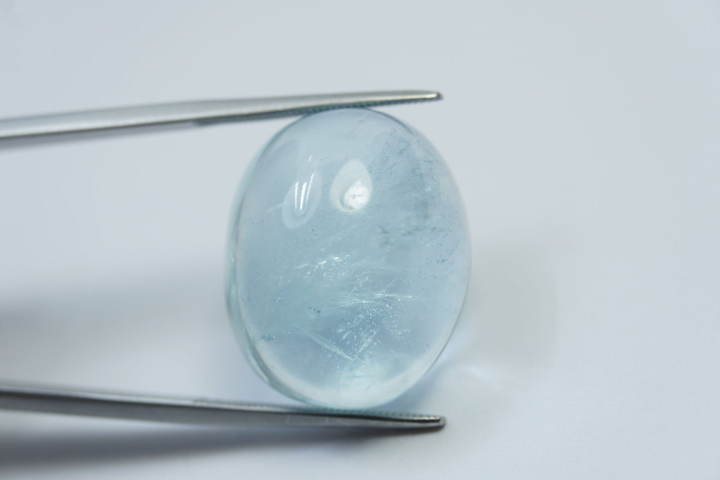 45.60ct Água-marinha cabochão 22x18mm