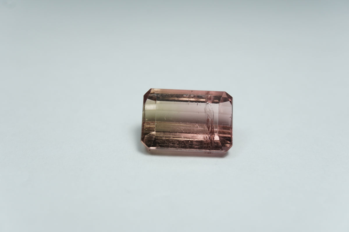 6.23ct Tourmaline bicolor 12x9mm