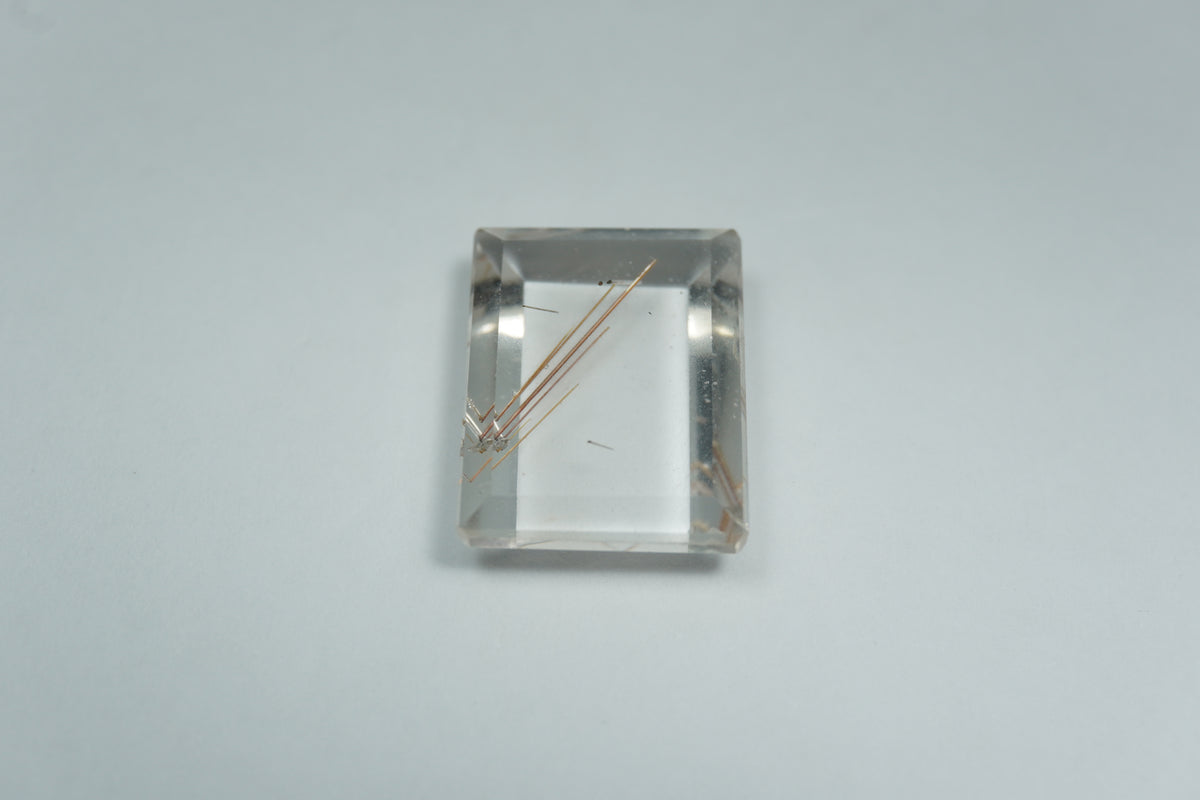 8.50ct Quartzo com inclusão 15x12mm