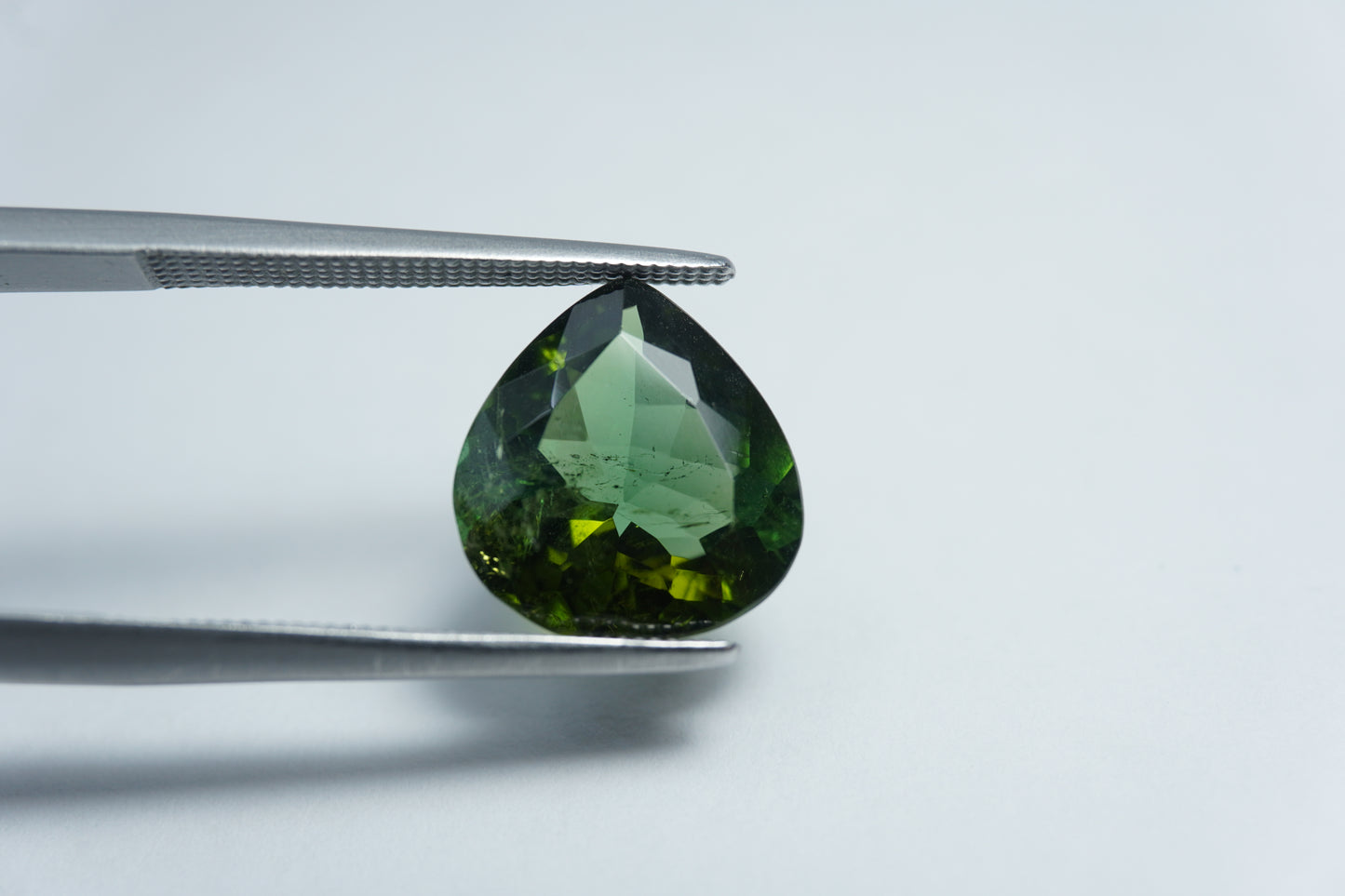 3.90ct Turmalina 12mm