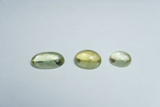 6.35ct Turmalina cabochão