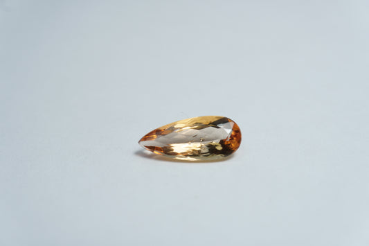 1.35ct Topázio imperial 11x5mm