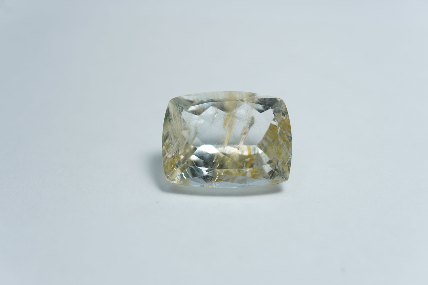 14.95ct Topaz with rutile 16x11mm