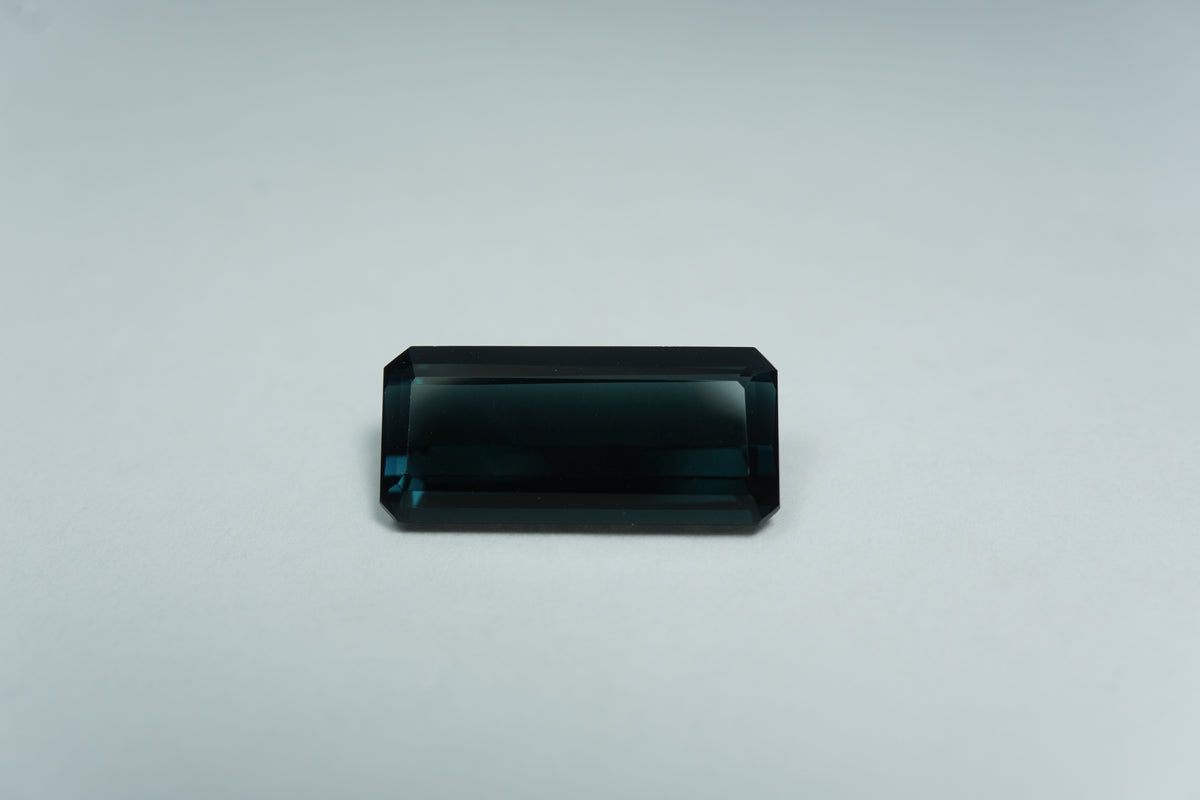4.55ct Turmalina azul 15x7mm