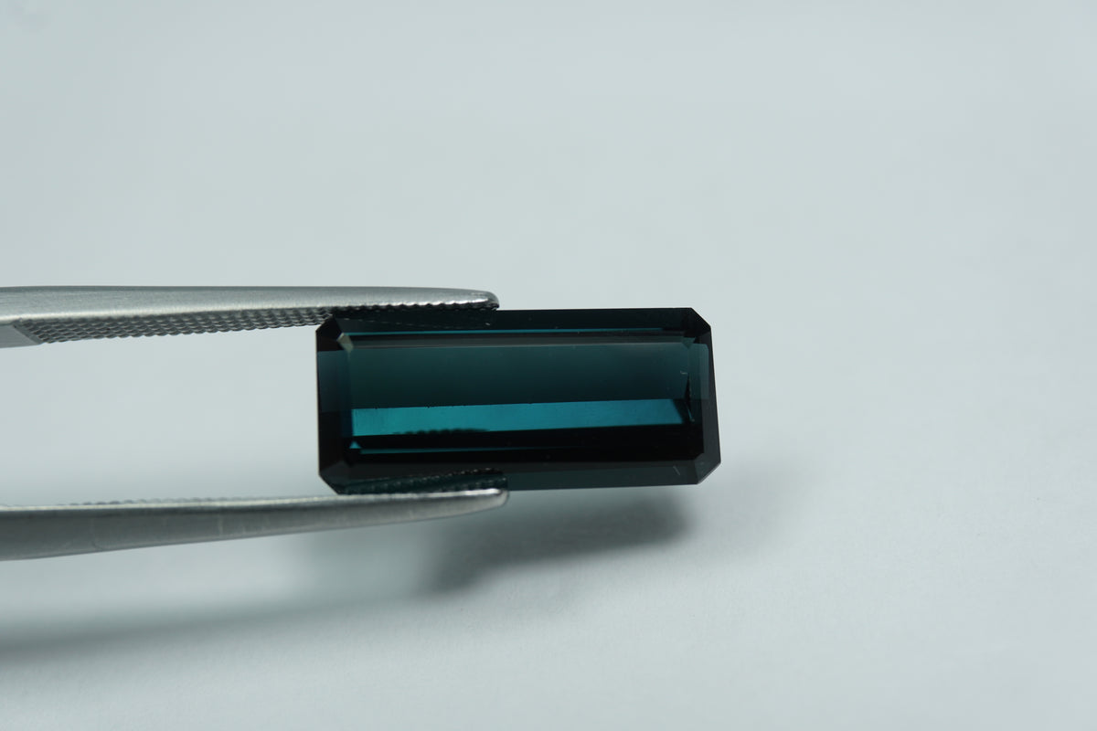 4.55ct Turmalina azul 15x7mm