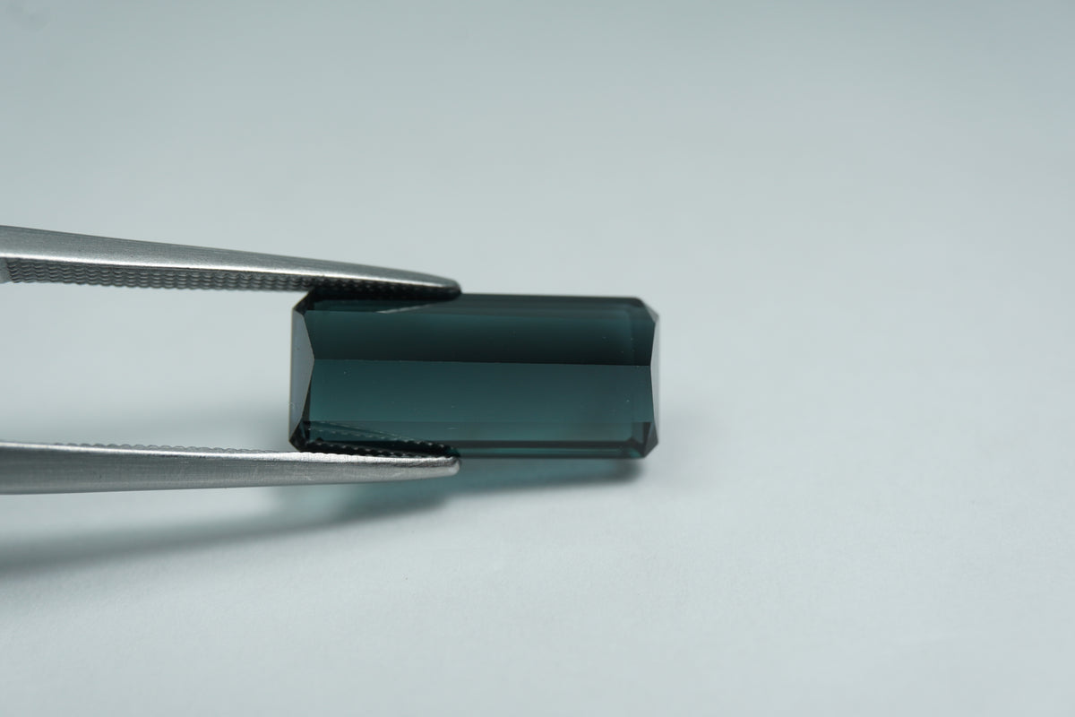 4.55ct Turmalina azul 15x7mm