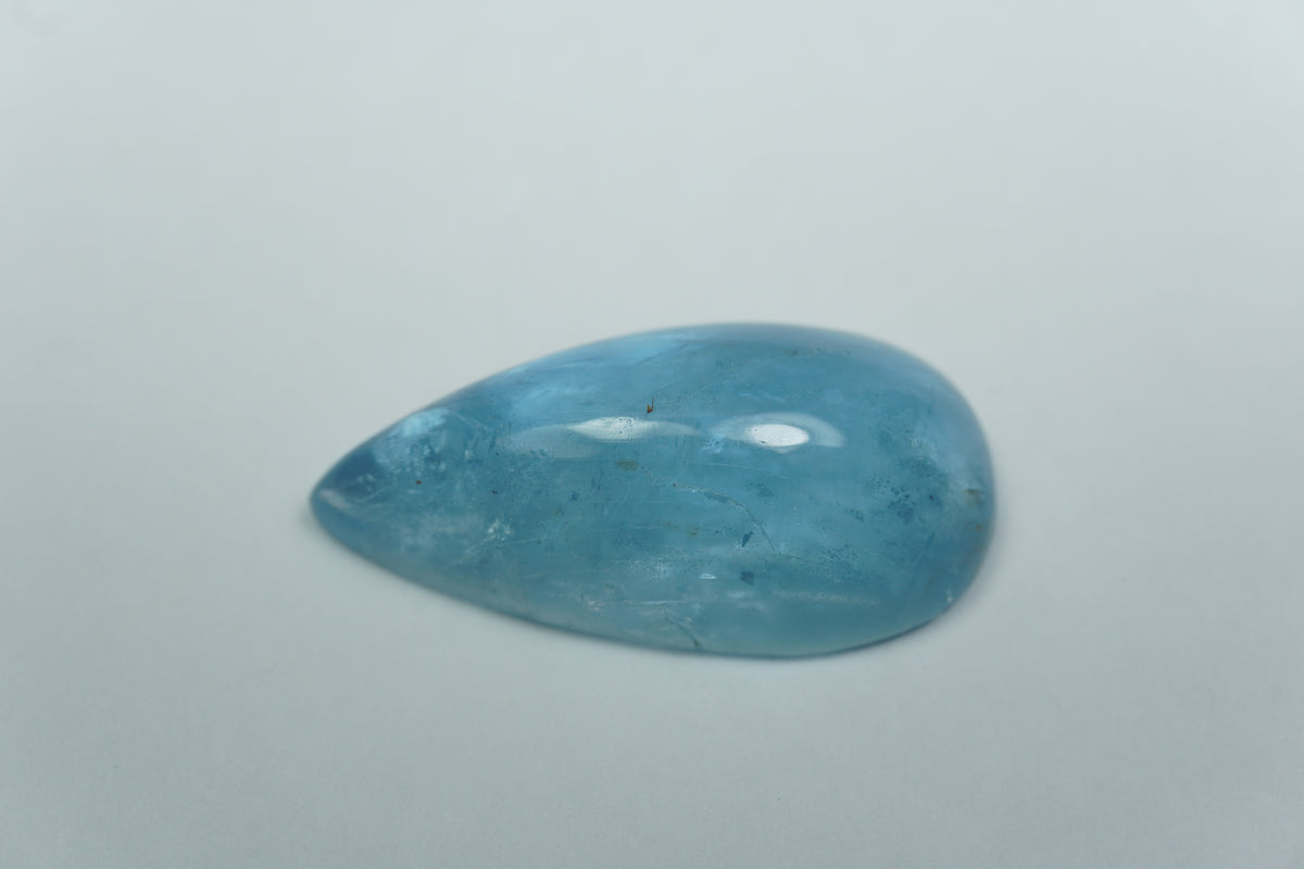 17.35ct Água-marinha cabochão 25x13mm