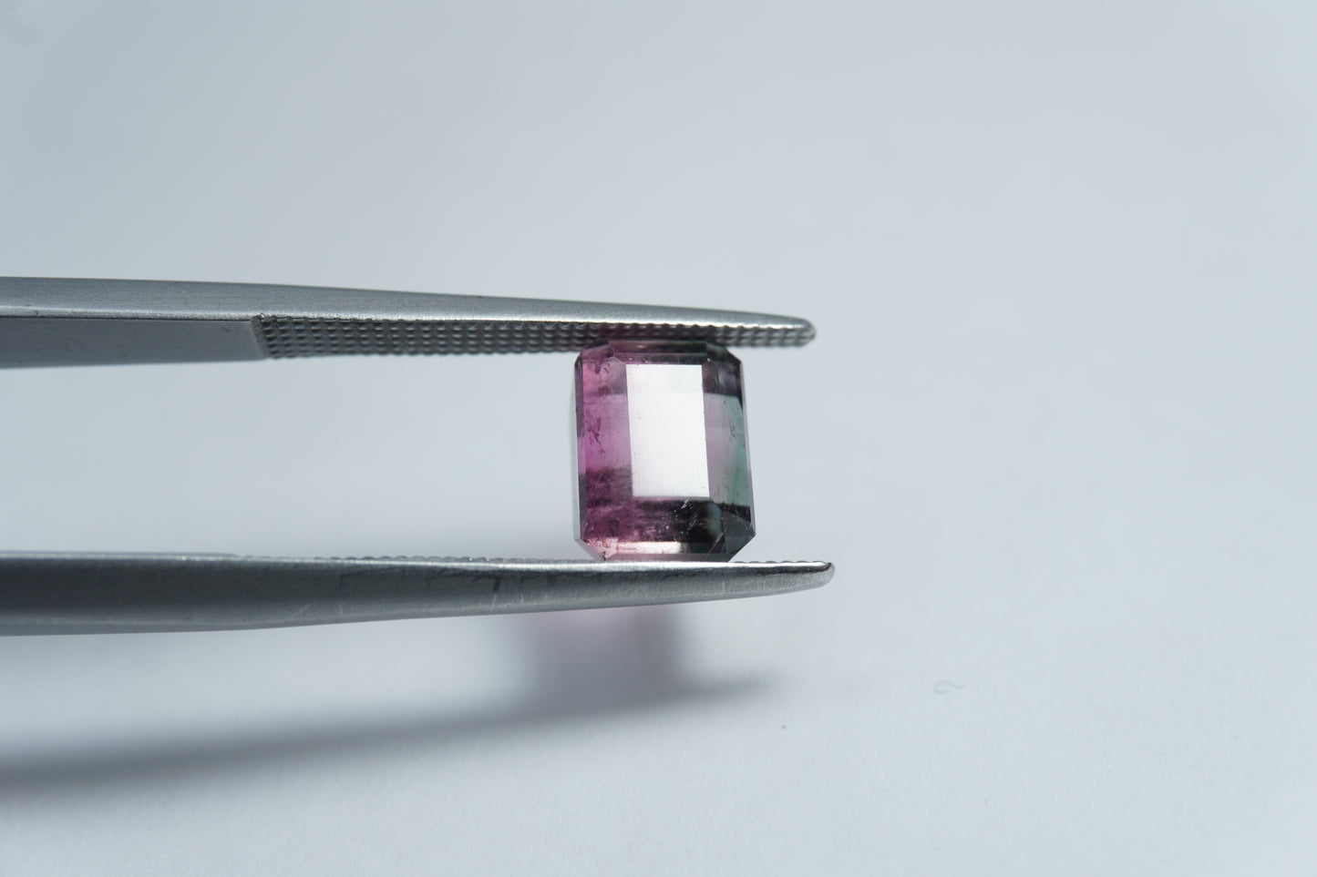 2.68ct Turmalina bicolor 8x6mm