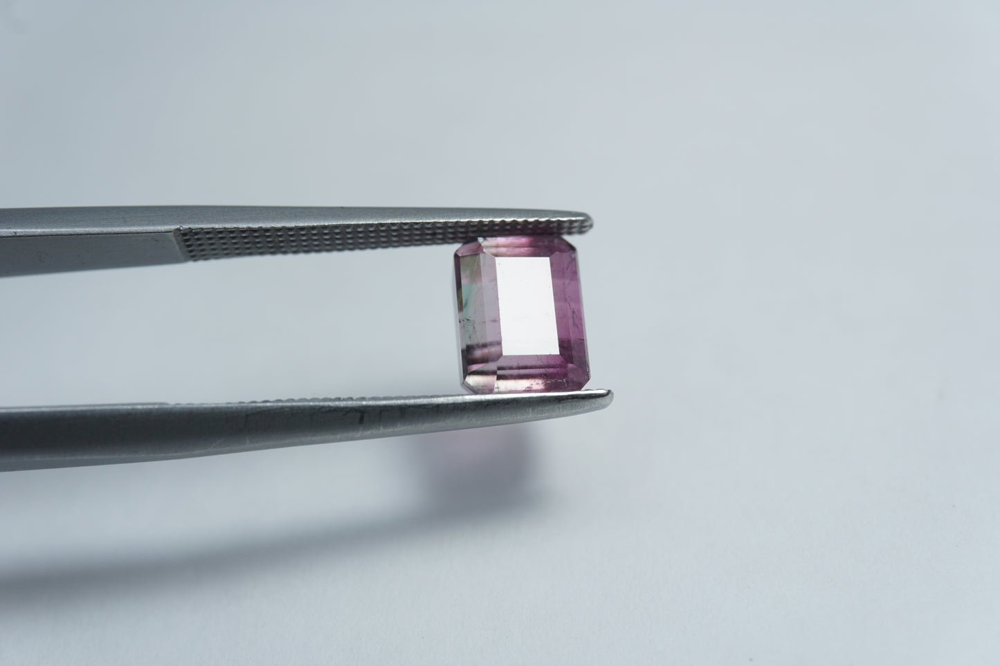 2.68ct Turmalina bicolor 8x6mm