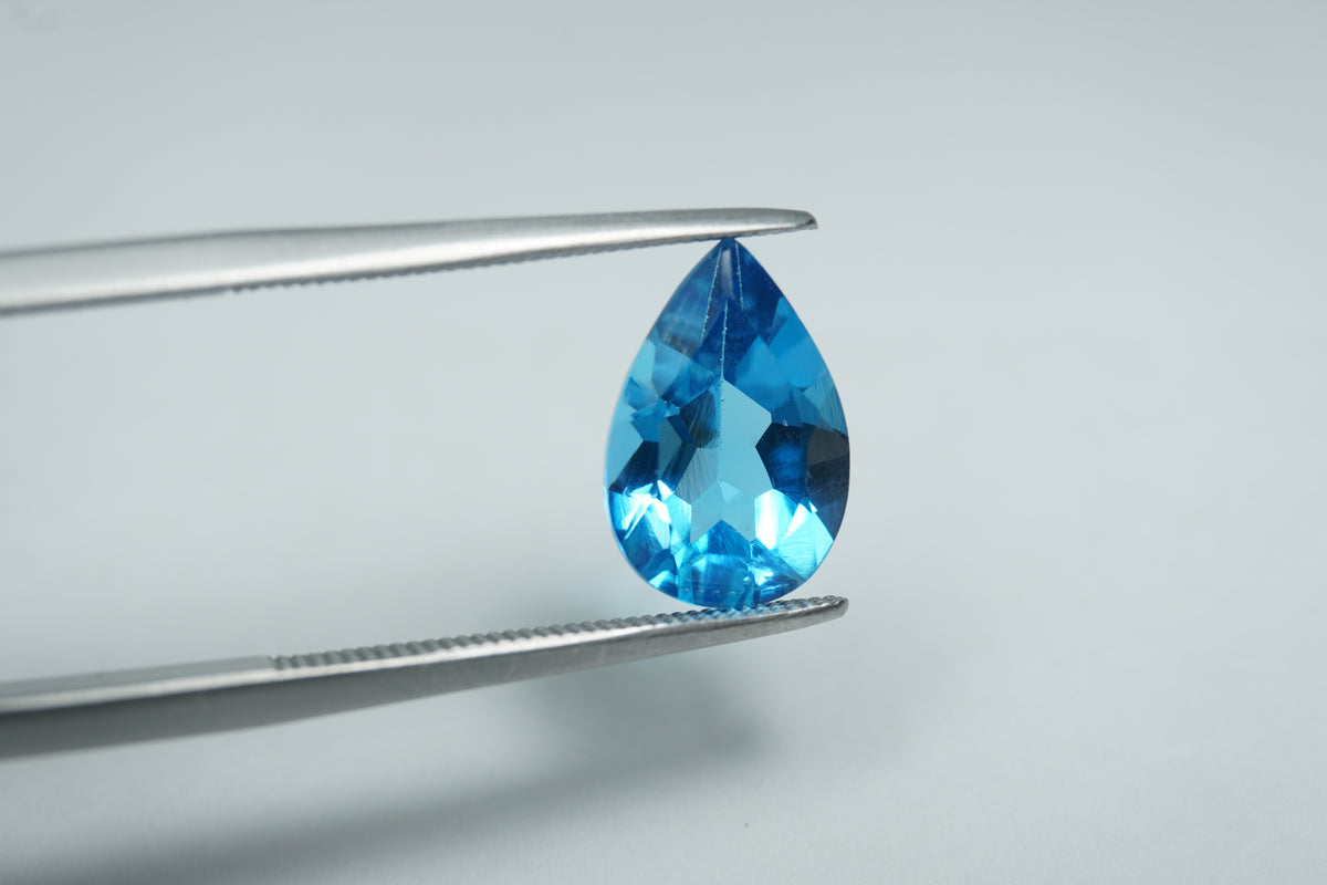 3.35ct Topaz 12x8mm