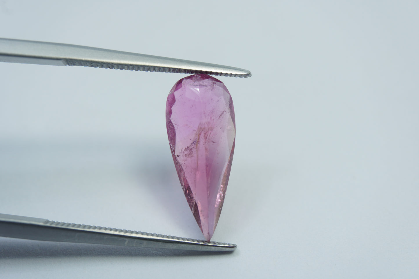 2.70ct Turmalina 17x7mm