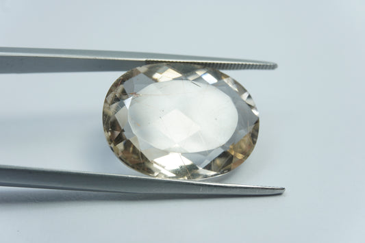 16.60ct Quartzo com inclusão 22x16mm
