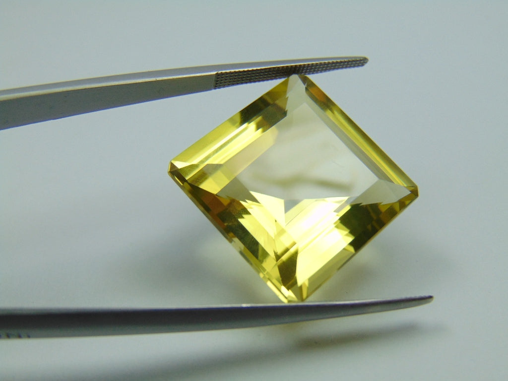 29.80ct Green Gold 20x19.5mm