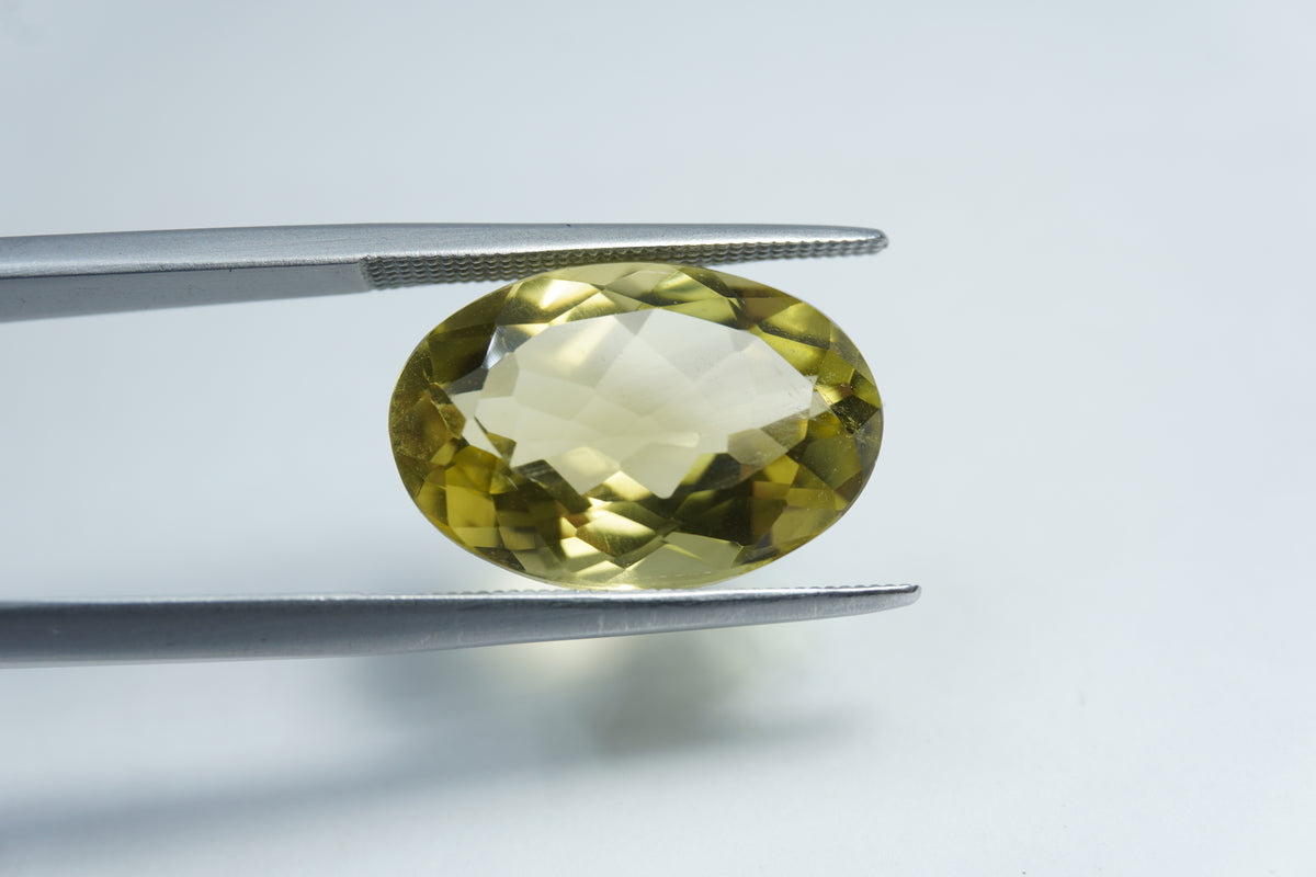8.80ct Green gold 17x11mm