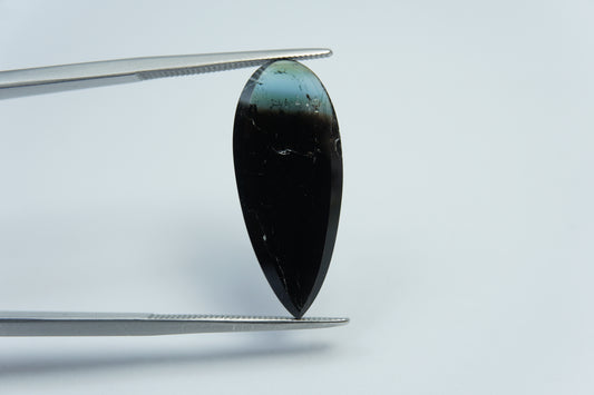 5.95ct Turmalina bicolor 24x10mm